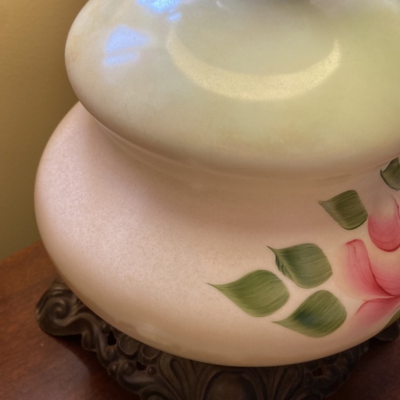 Antique Victorian hand painted gone with the wind globe lamp working - Picture 11 of 12